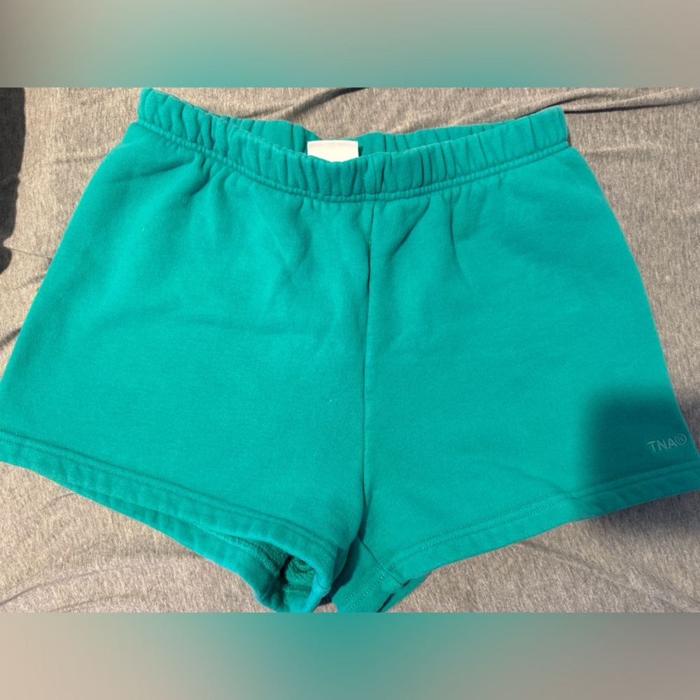 TNA ARITZIA PERFECT FIT SWEATSHORTS